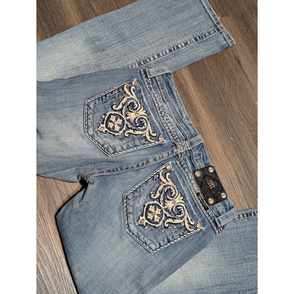 Miss Me Bootcut Jeans 28 Light Wash Embroidered Rhinestone Distressed READ